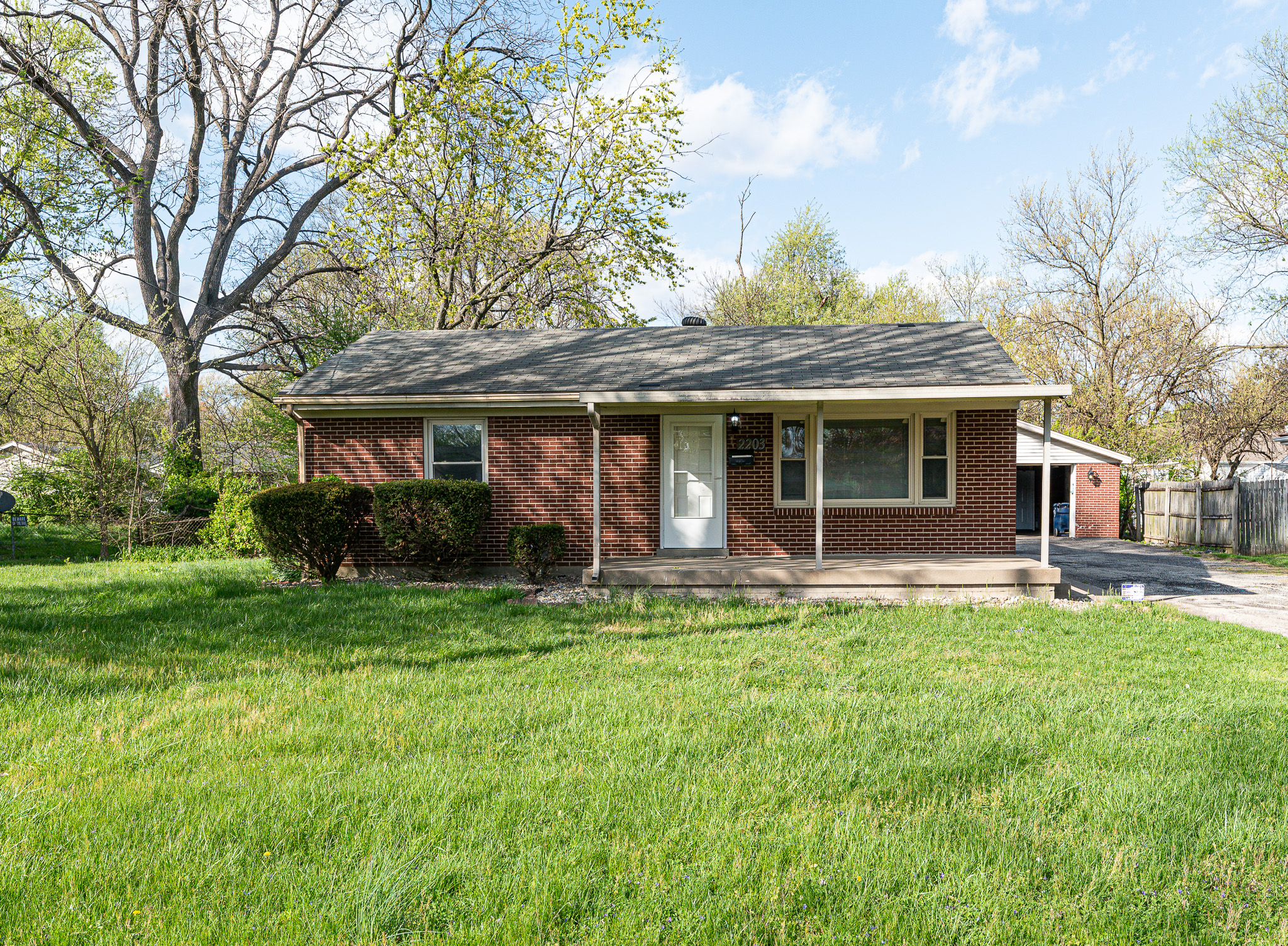 2203 Peaslee Road